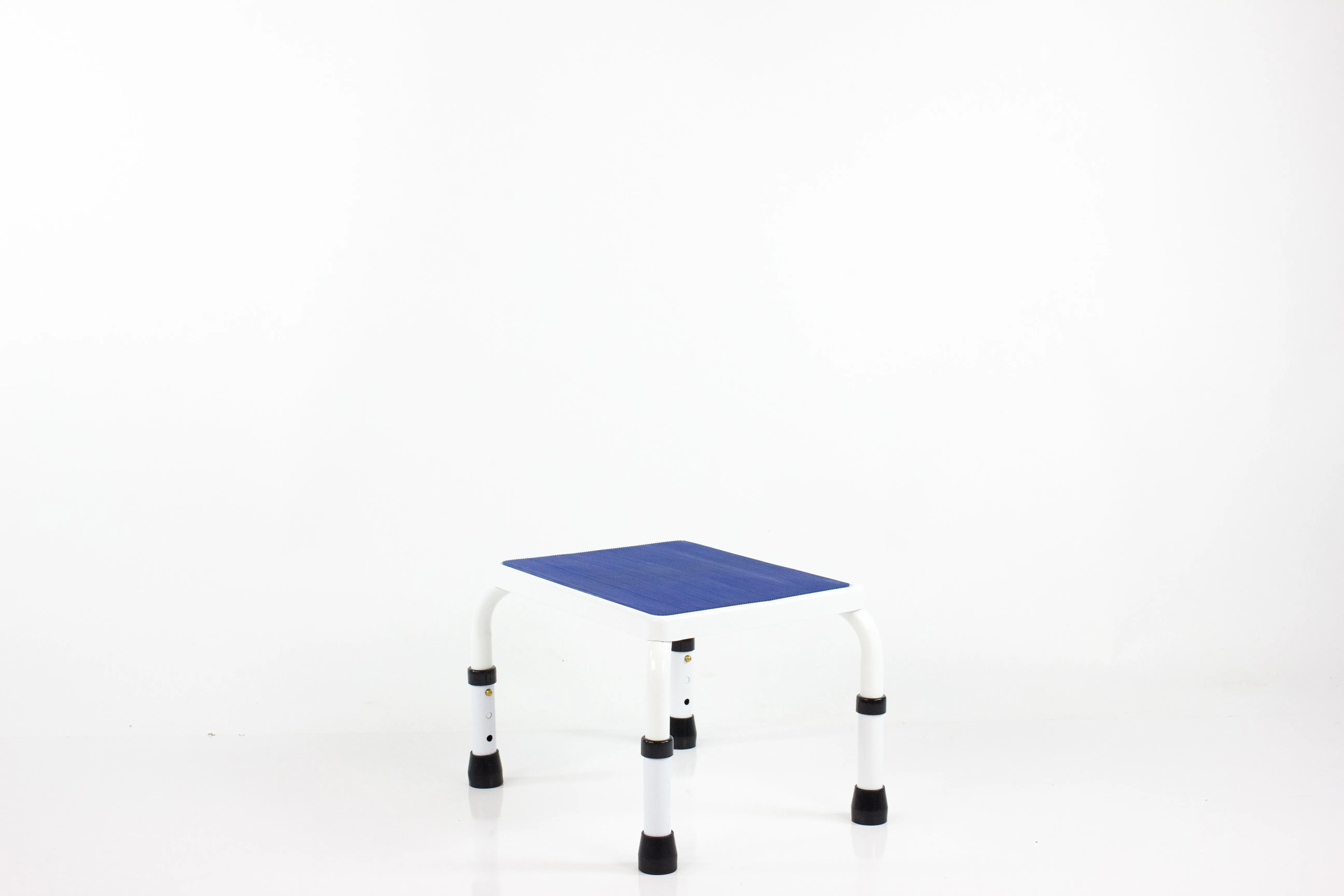 AdjustaStep Deluxe Step Stool with Handrail - Available in 300lb and 750lb Weight Capacity