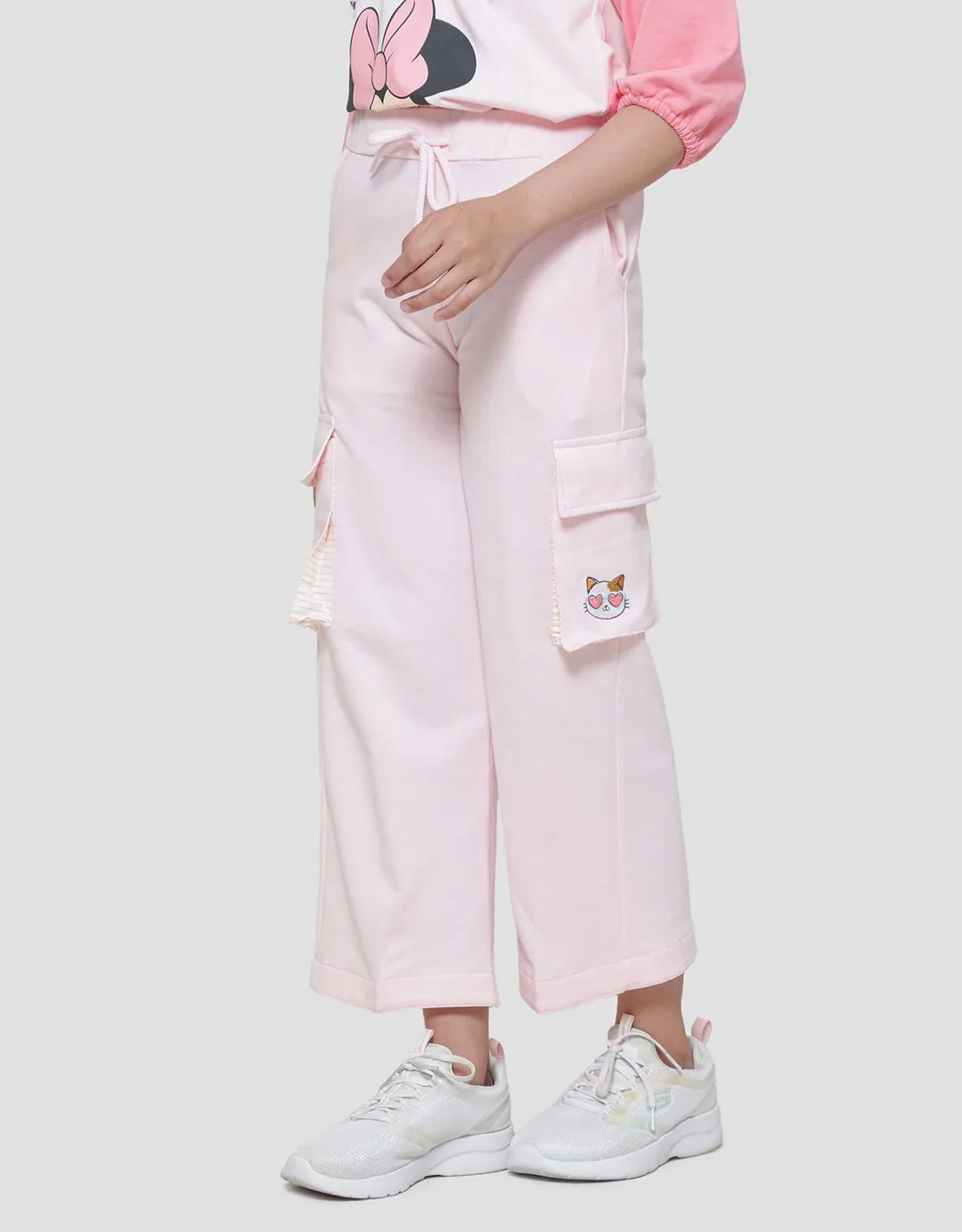 Aero Knit Wide Leg Cat Bordir Glasses Celana Panjang Anak Perempuan