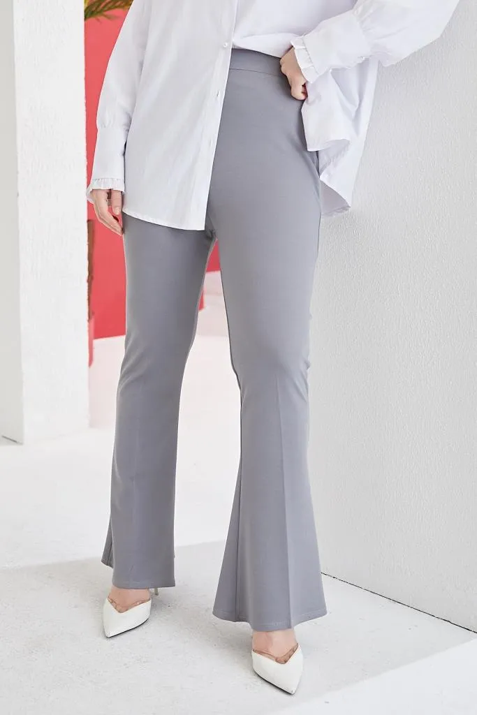 BNG Women Spanish Flare Fabric Pants Gray - Clermont