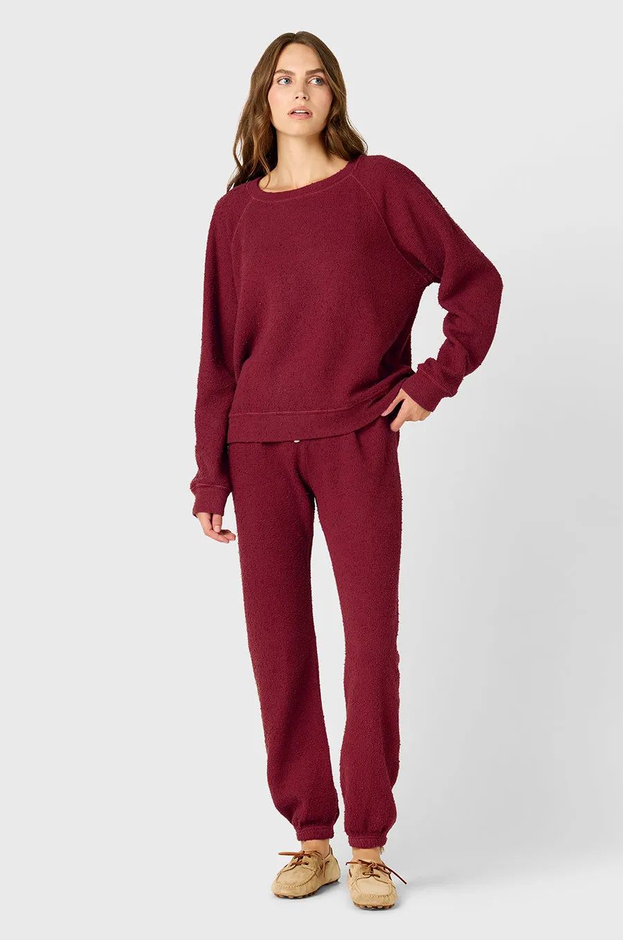 BRENTWOOD SWEATSHIRT IN RUBY BOUCLÉ