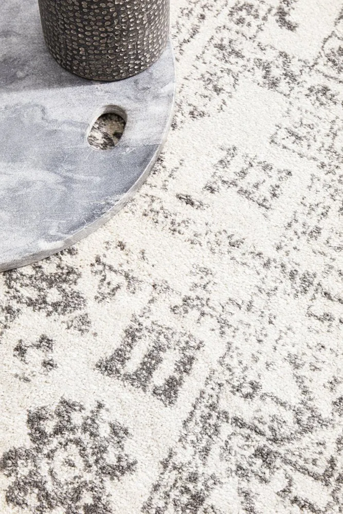 Chrome Addison Runner Rug (Silver) by Rug Culture