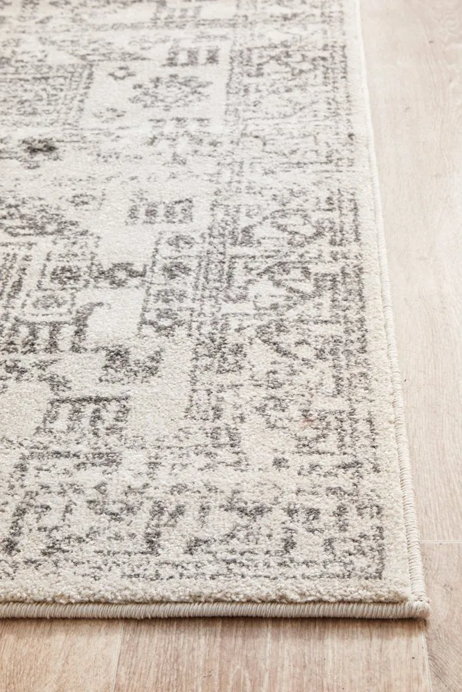 Chrome Addison Runner Rug (Silver) by Rug Culture