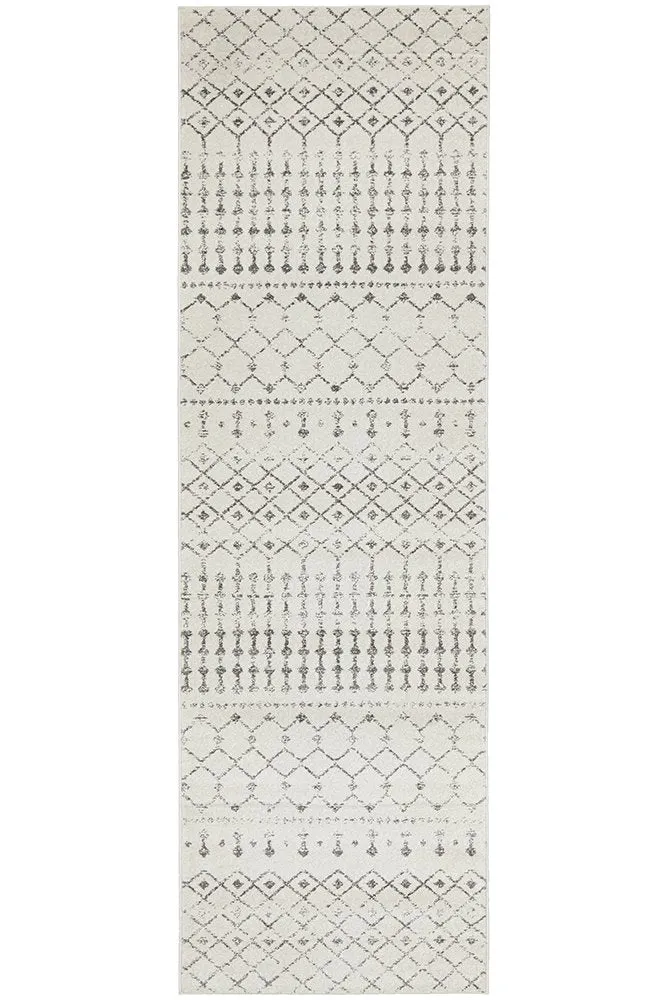 Chrome Elsa Runner Rug (Silver) by Rug Culture