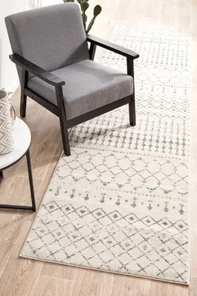 Chrome Elsa Runner Rug (Silver) by Rug Culture