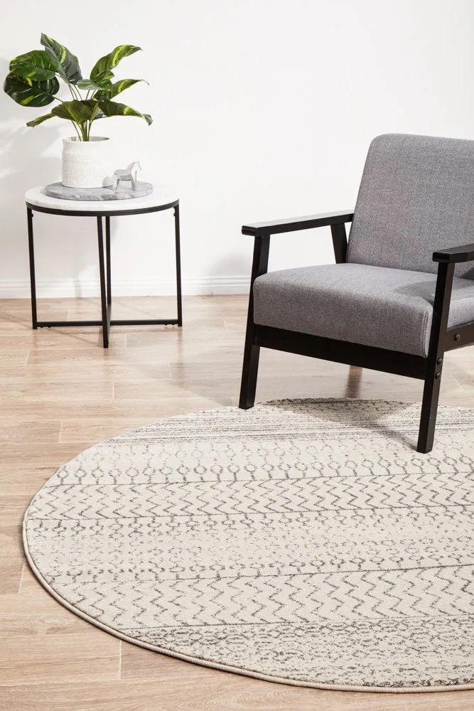 Chrome Harper Round Rug (Silver) by Rug Culture