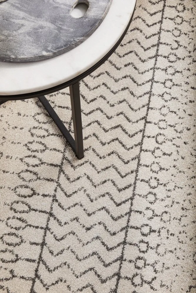 Chrome Harper Round Rug (Silver) by Rug Culture