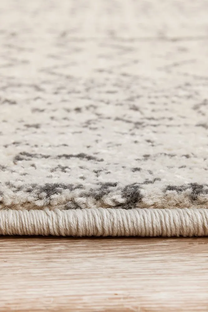 Chrome Harper Round Rug (Silver) by Rug Culture