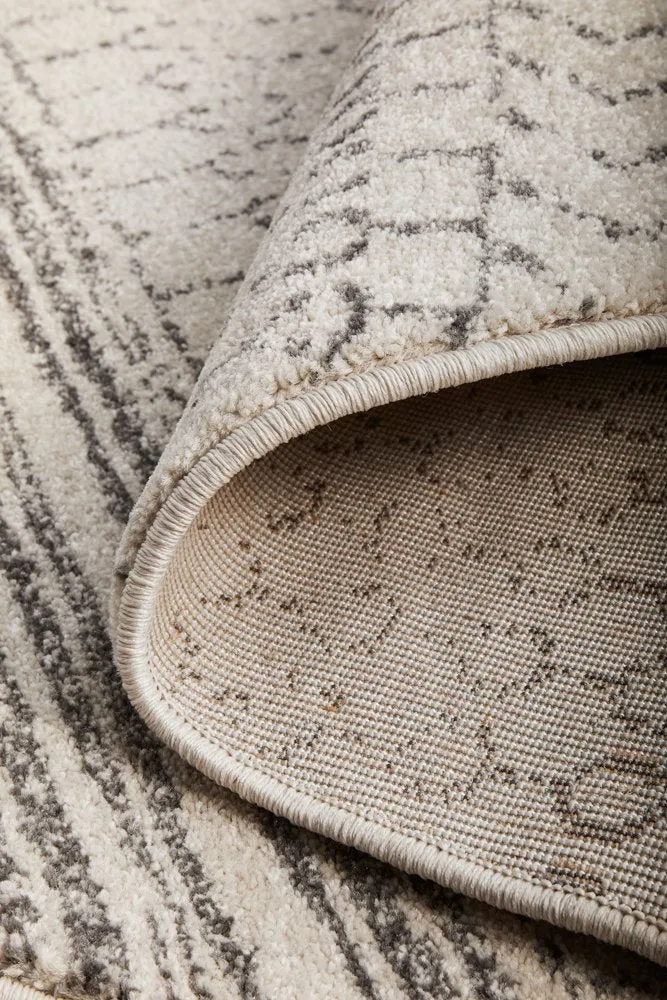 Chrome Harper Round Rug (Silver) by Rug Culture