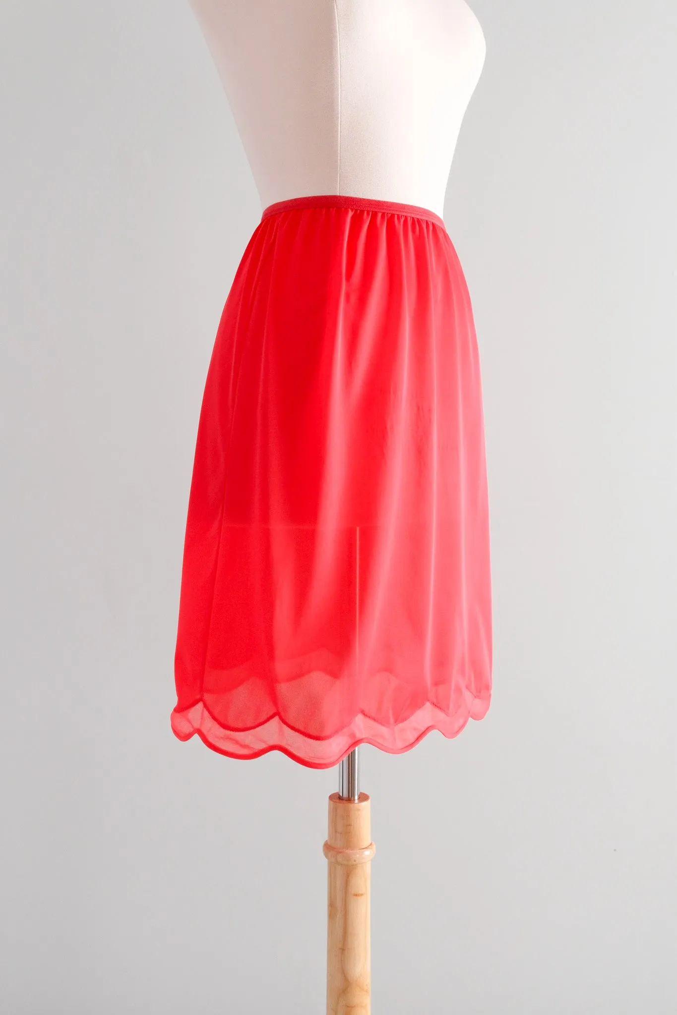 Delightful 1950's Scarlet Red Vintage Slip Skirt / Sz M