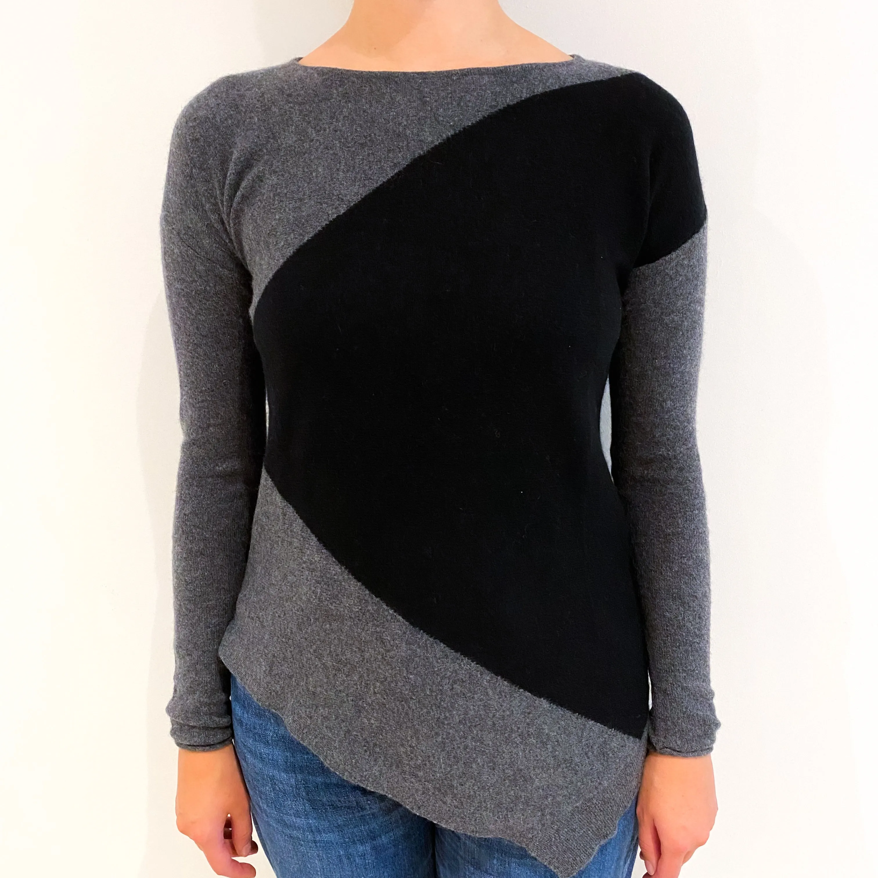 Grey Black Asymmetric Hem Cashmere Crew Neck Jumper Small