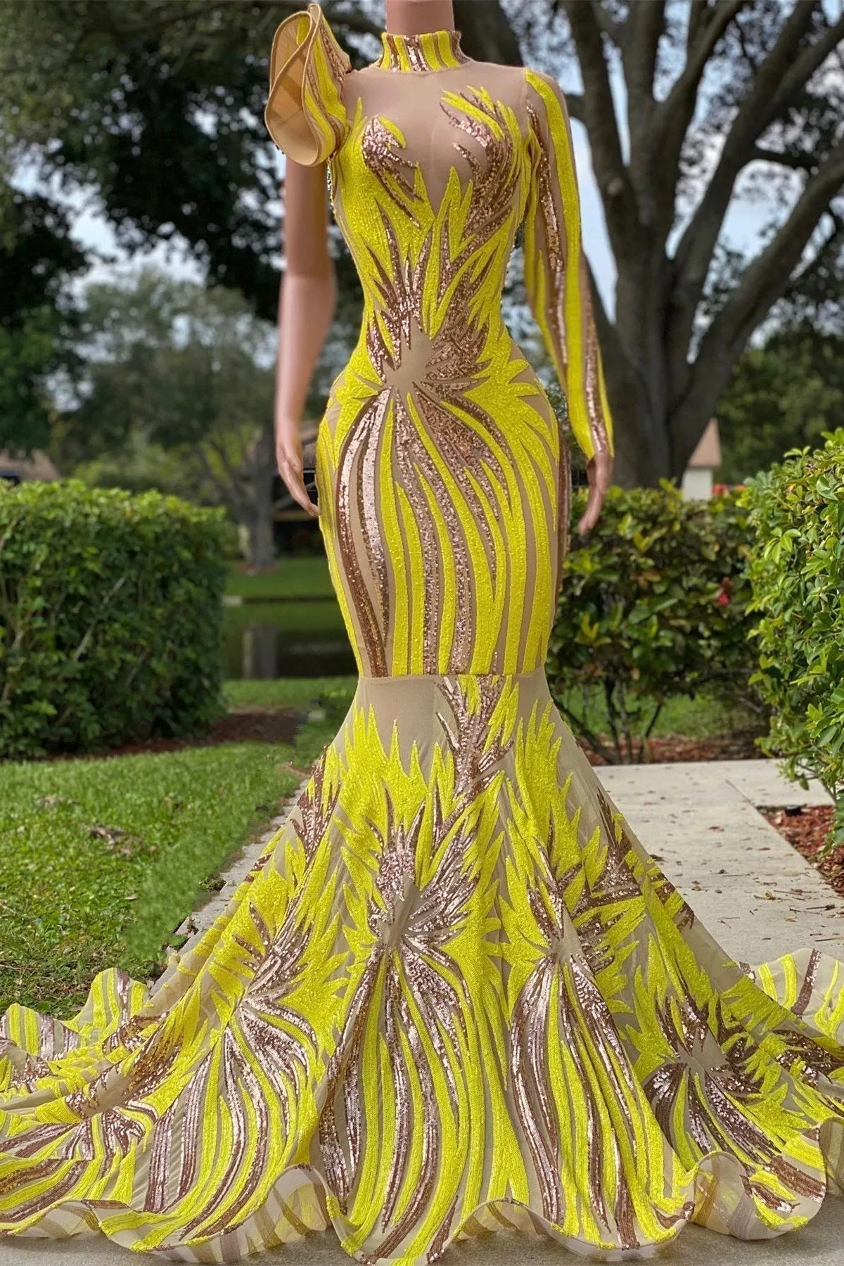 kamahe Mermaid High Neck One Shoulder Sequined Floor-length Long Sleeve Lace Prom Dress