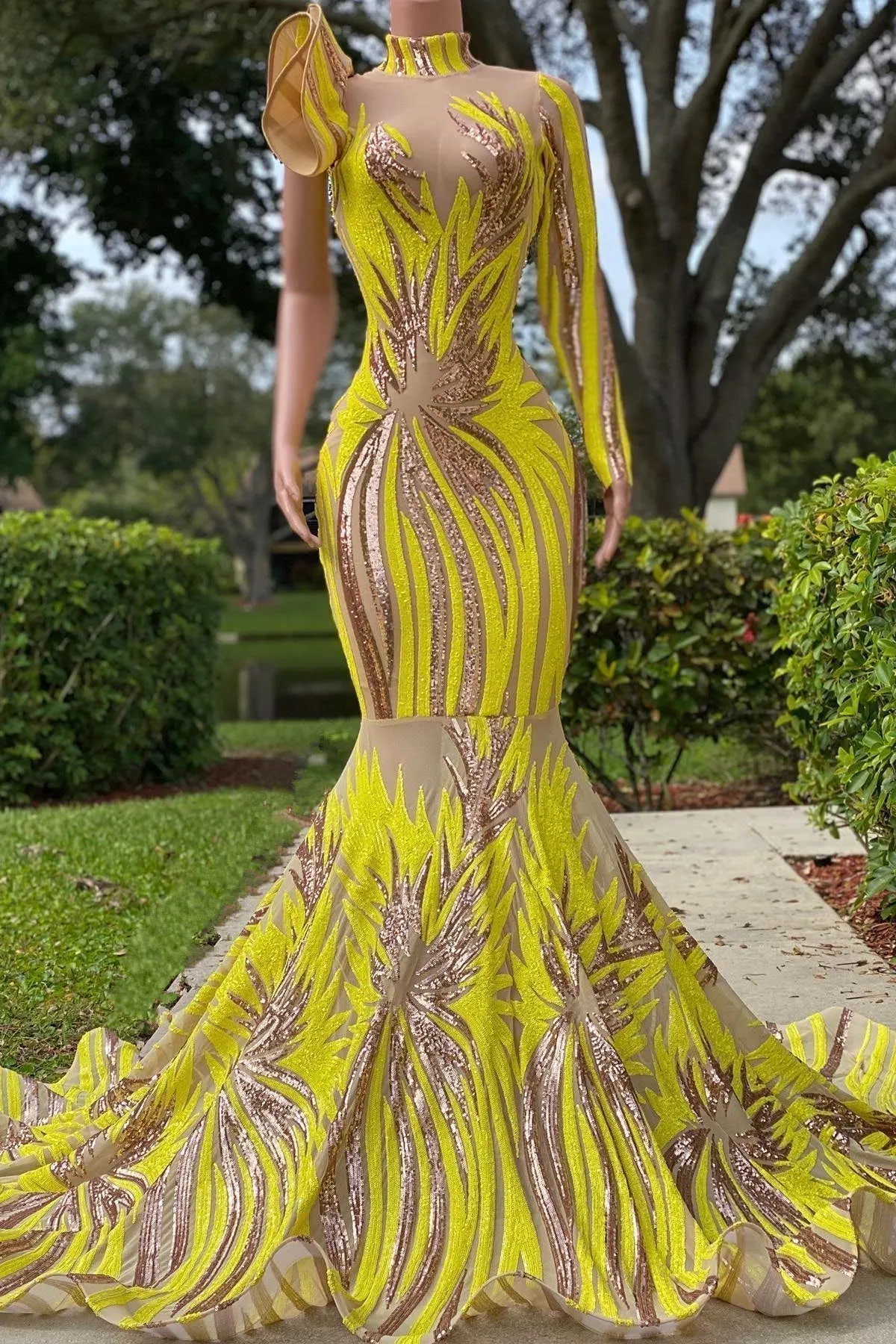kamahe Mermaid High Neck One Shoulder Sequined Floor-length Long Sleeve Lace Prom Dress