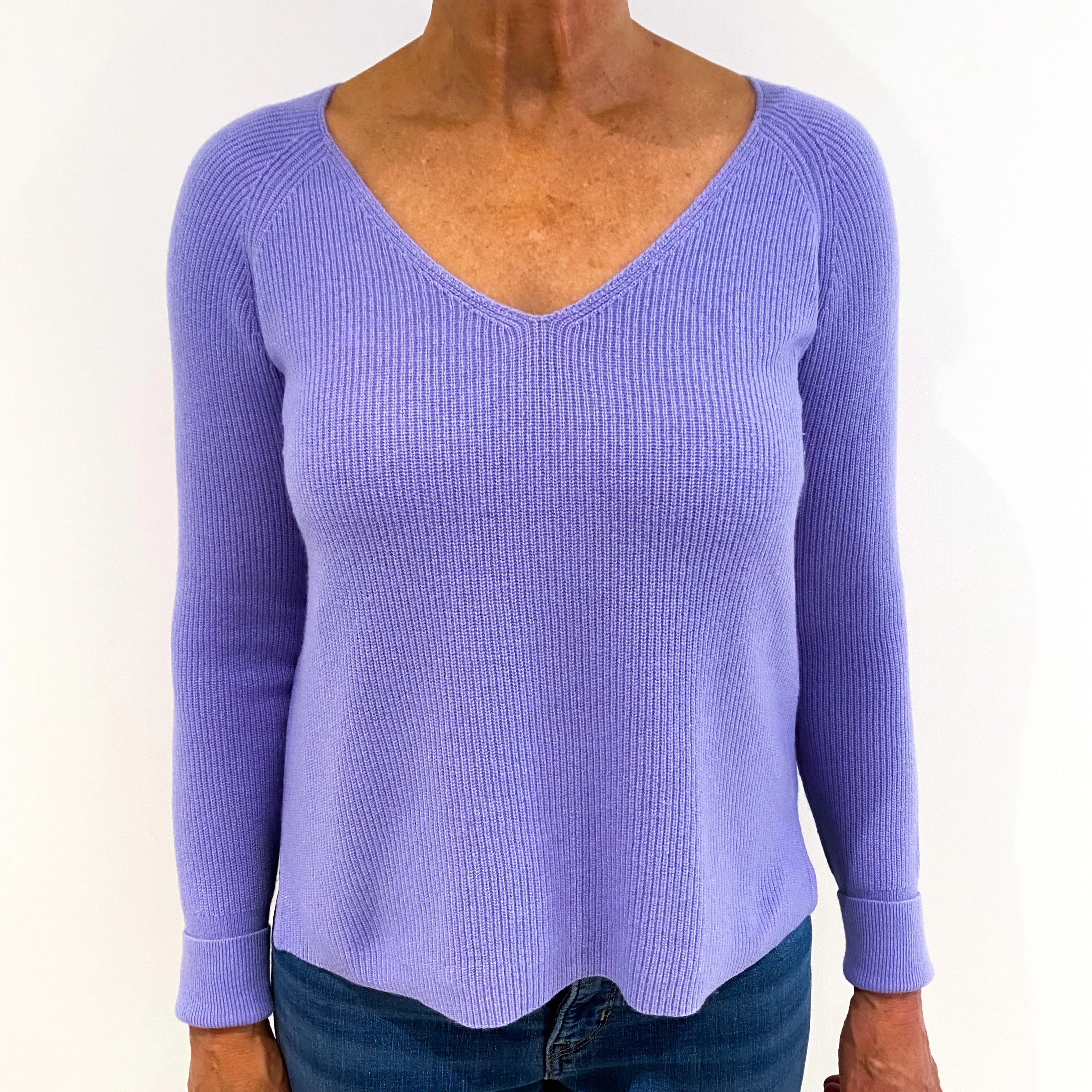 Lavender Purple Ribbed Cashmere V-Neck Jumper Medium