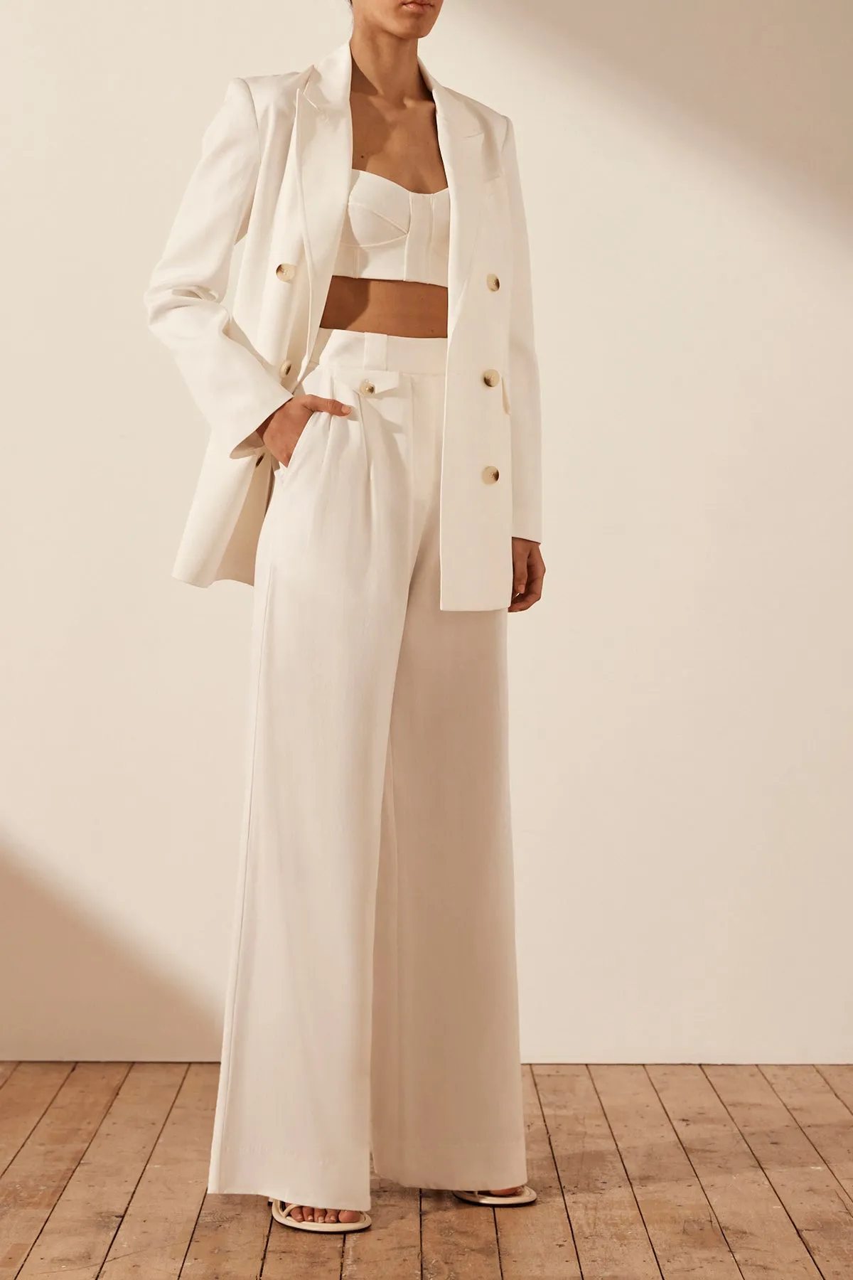 Sara Peak Lapel Blazer in Coconut