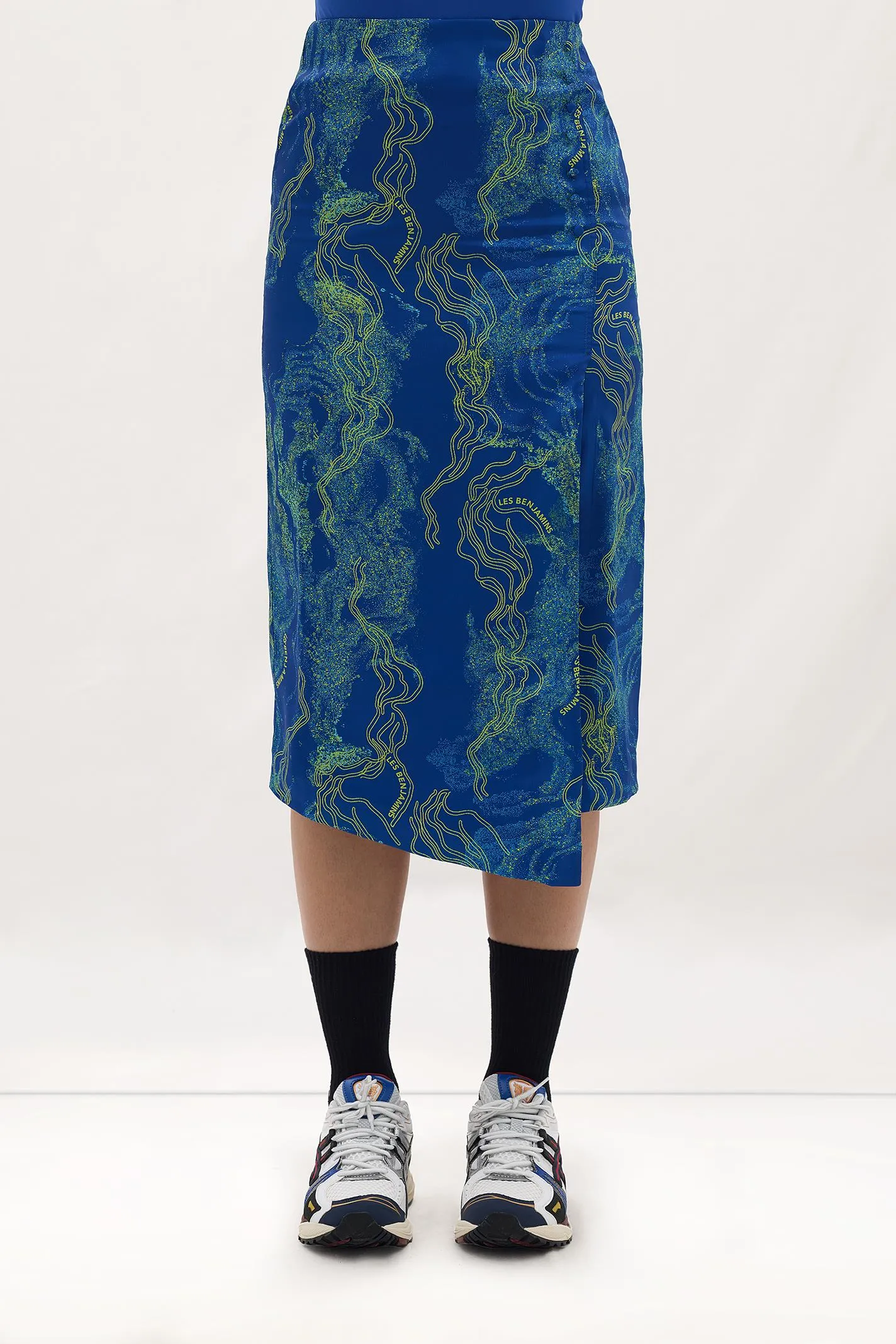 SKIRT 003