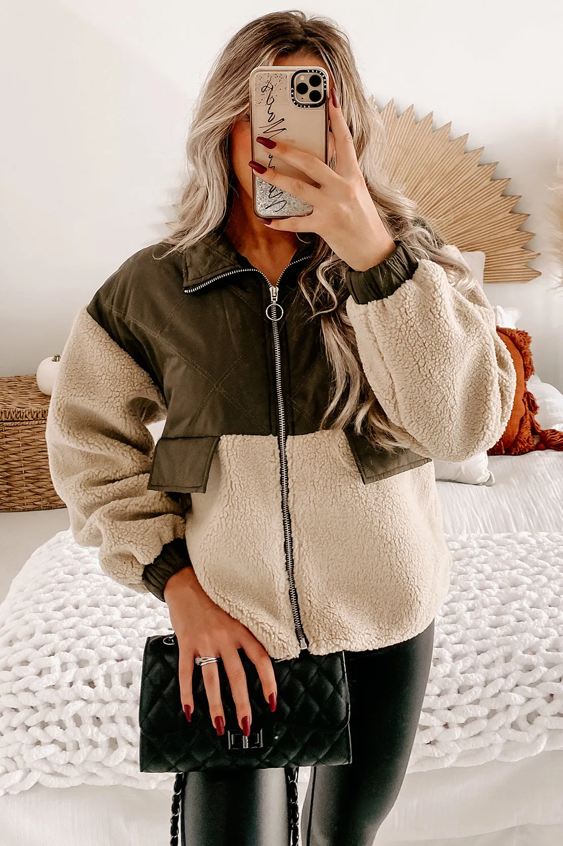 Up Close & Comfortable Nylon/Sherpa Zipper Jacket (Olive/Tan)