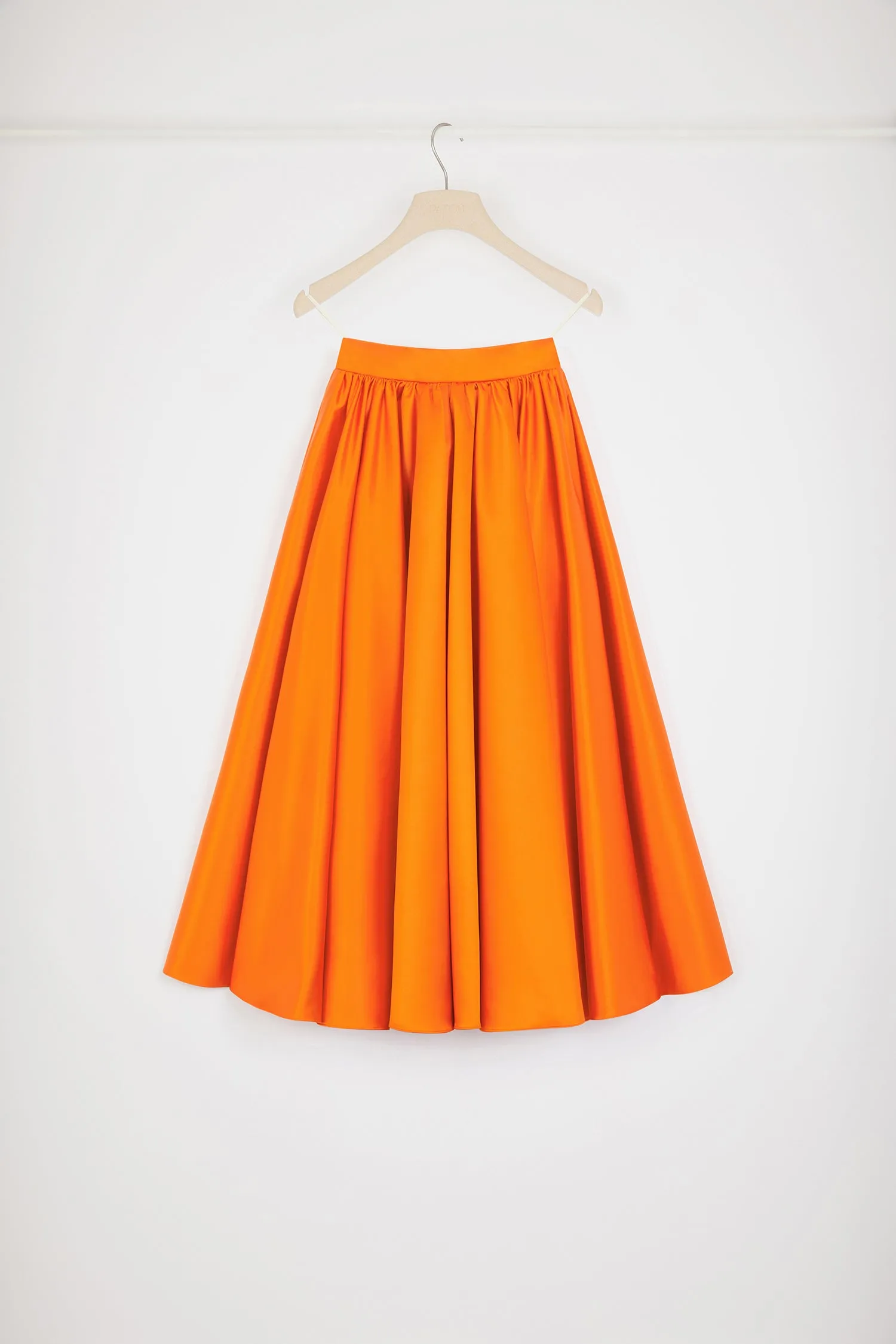 Volume midi skirt in satin