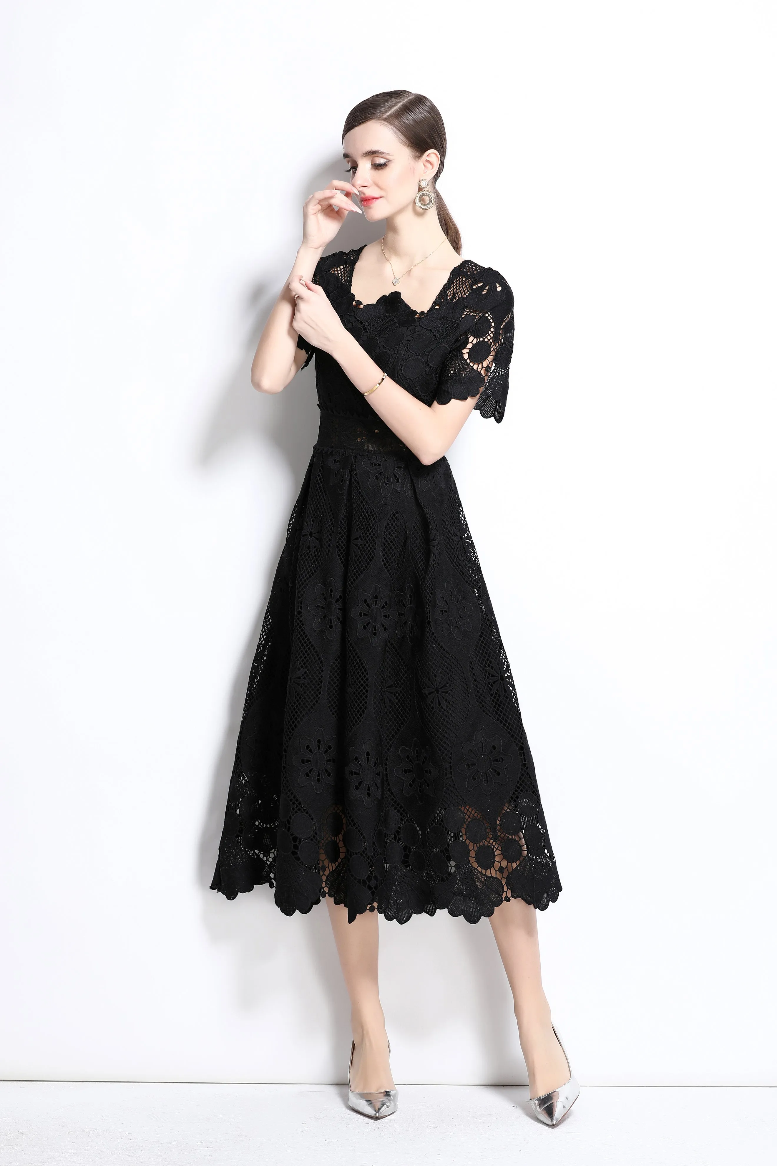 Women's Lace Hollow Solid Color Midi Dress