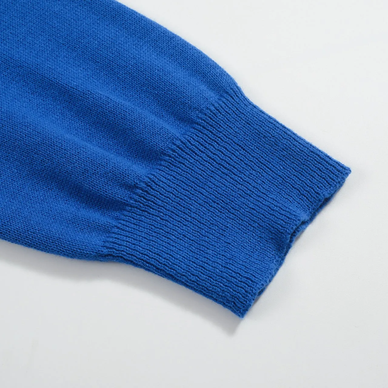 Women's orange vintage cat knitwear