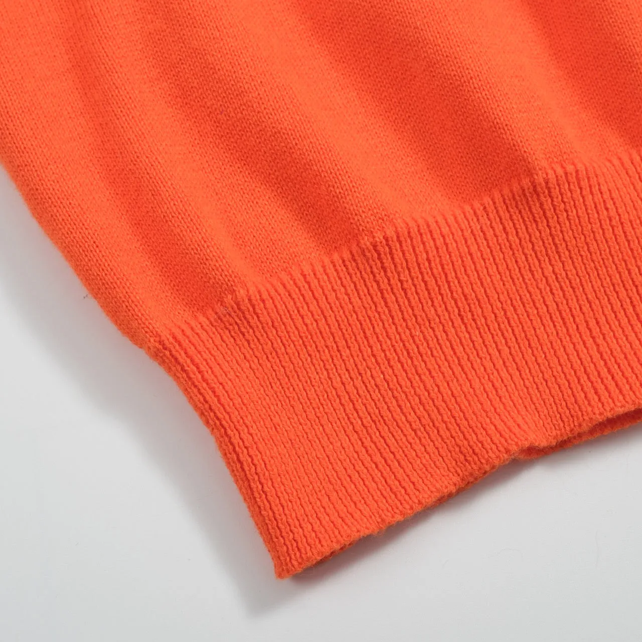 Women's orange vintage cat knitwear