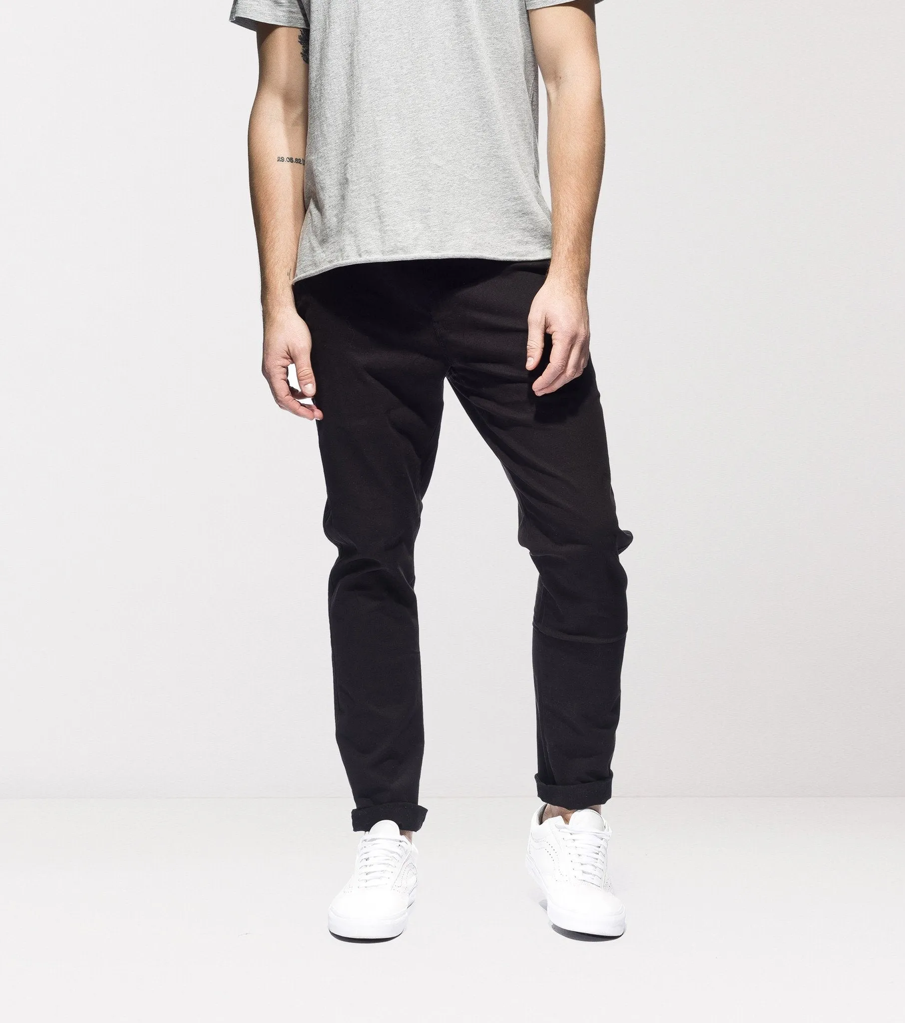 Ziggy Denim Slacker Chino Regular Skinny - Black ZM-982